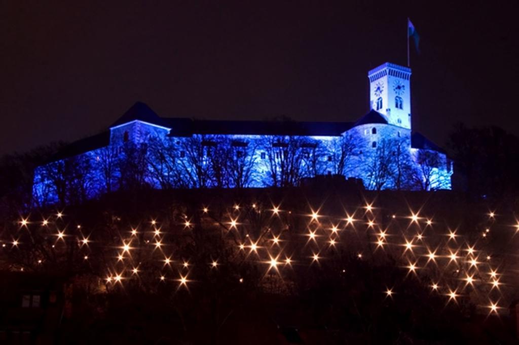 Your Ljubljana Home ภายนอก รูปภาพ